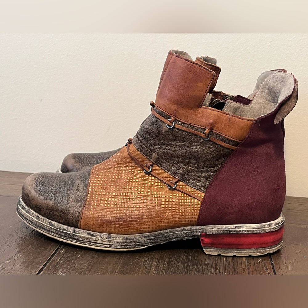 Maciejka Boots Size 39 Women’s size 9